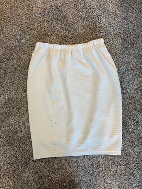 Blue Rain Ivory Textured Pencil Skirt